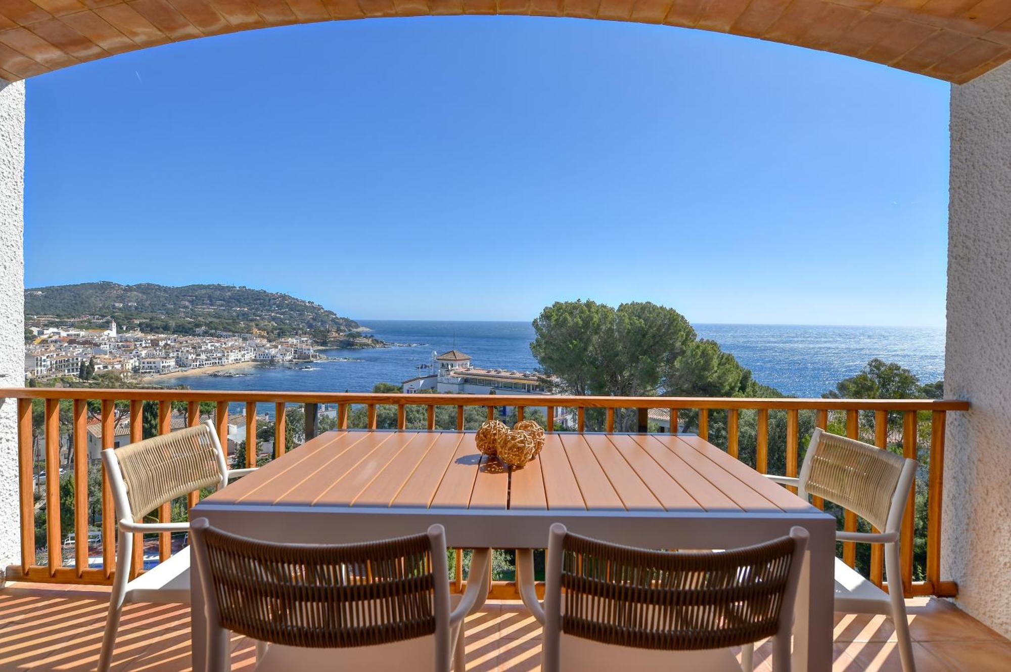 Appartement Panoramic Sea Views à Calella De Palafrugell Extérieur photo